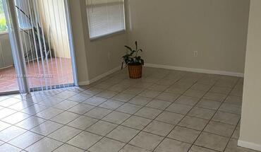 2261 SE 27th Dr Apartment for rent in Homestead, FL