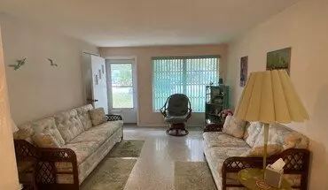 3 of 43 814 E 10th Ave Apartment for rent in New Smyrna Beach, FL