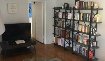 2 of 9 127 N Clark Dr Apartment for rent in Beverly Hills, CA