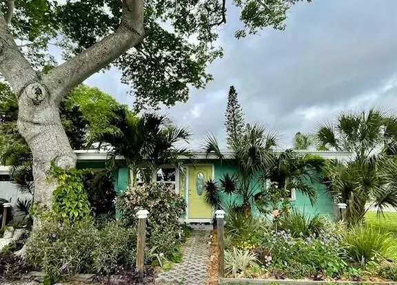 5302 Jersey Ave S Apartment for rent in Gulfport, FL