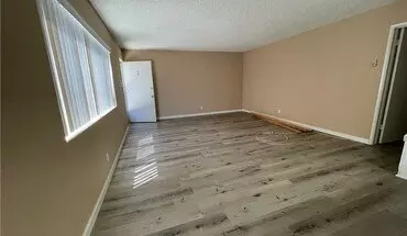 4 of 10 4210 E 5th St Apartment for rent in Long Beach, CA