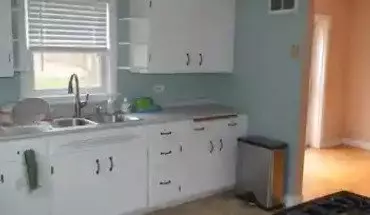 3 of 91 8918 Parkside Ave Apartment for rent in Morton Grove, IL