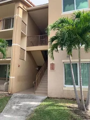 615 Villa Cir Apartment for rent in Boynton Beach, FL