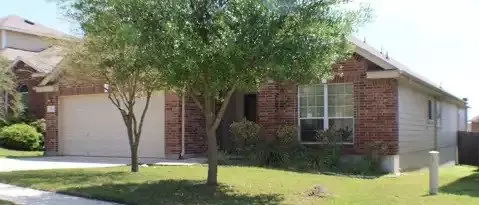 221 Country Vale Apartment for rent in Cibolo, TX