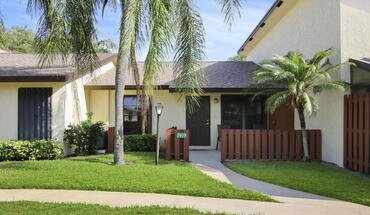 7919 SE Villa Cir Apartment for rent in Hobe Sound, FL