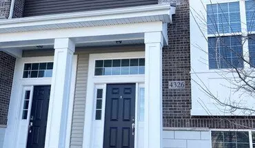 3 of 28 4326 Monroe Ave Apartment for rent in Naperville, IL