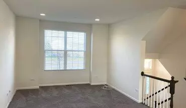 5 of 28 4326 Monroe Ave Apartment for rent in Naperville, IL