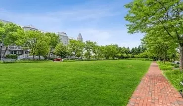 3 of 5 15 Freedom Way Apartment for rent in Jersey City, NJ