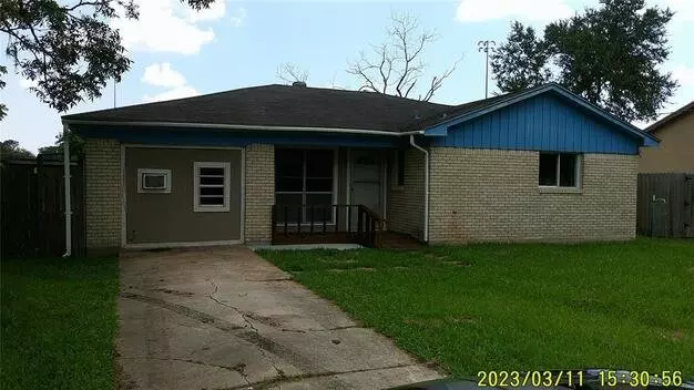 131 Lakewood Dr Apartment for rent in Clute, TX