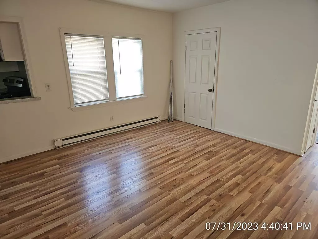 93 Crescent St Apartment for rent in Fall River, MA