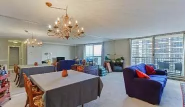 4 of 124 5855 N Sheridan Rd Apartment for rent in Chicago, IL
