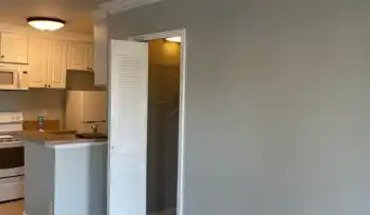 185 Santa Clara Dr Apartment for rent in Naples, FL