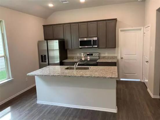 11562 Persimmon St Apartment for rent in Willis, TX