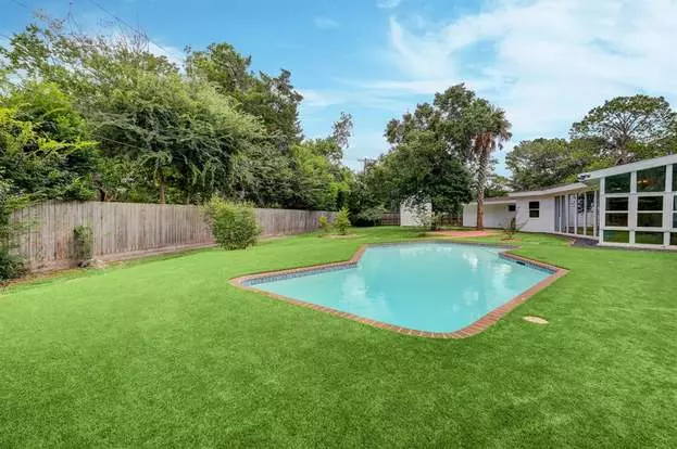 412 Hillje St Apartment for rent in Alvin, TX