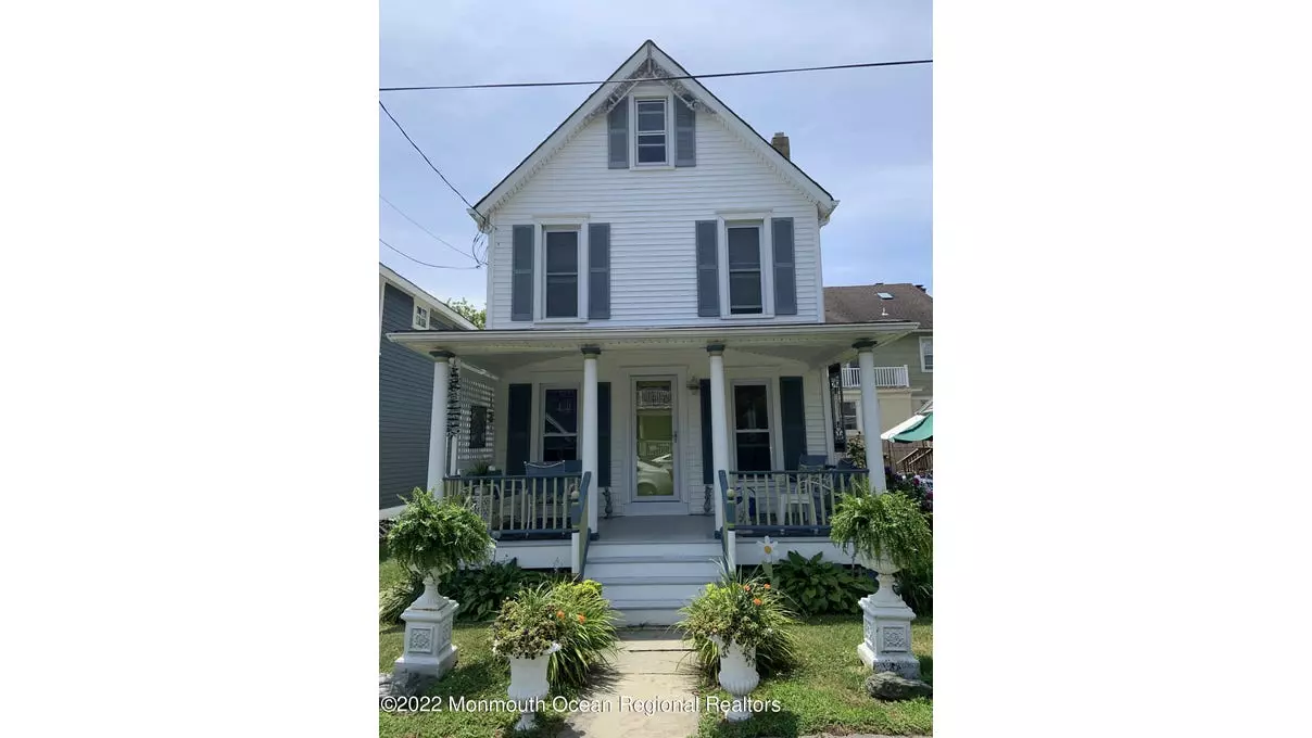 66 Abbott Ave Apartment for rent in Oceangrove, NJ