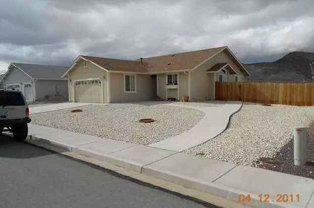 2 of 3 2387 Albatross Way Apartment for rent in Sparks, NV
