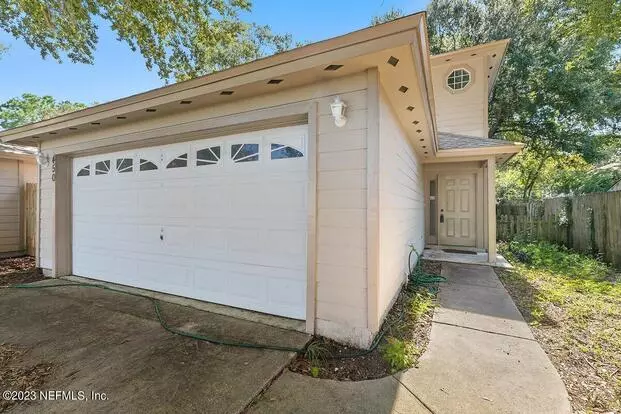 450 Dutton Island Rd W Apartment for rent in Atlantic Beach, FL