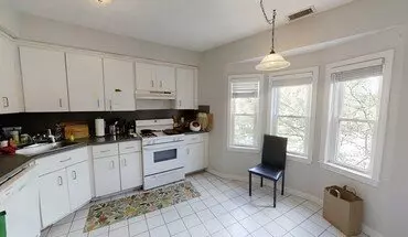 4 of 10 5 Davis Ave Apartment for rent in Brookline, MA