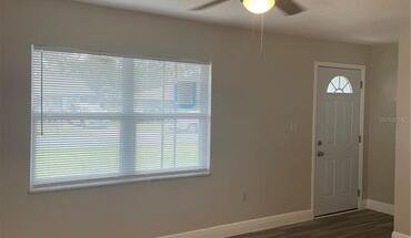2403 Lisa St Apartment for rent in Lake Wales, FL