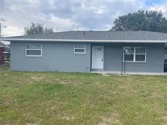 2403 Lisa St Apartment for rent in Lake Wales, FL