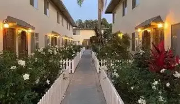 5 of 13 1978 Maple Ave Apartment for rent in Costa Mesa, CA