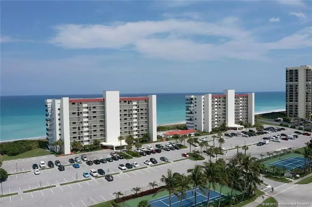9490 S Ocean Dr Apartment for rent in Jensen Beach, FL