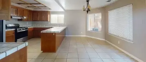 287 Concord Ave Apartment for rent in Fairfield, CA