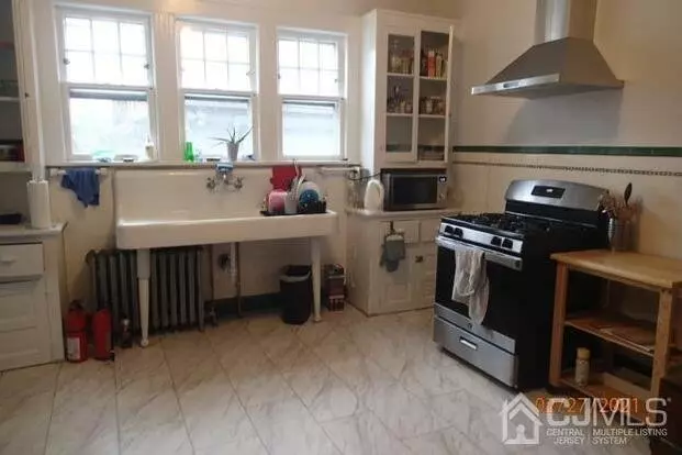 24 Seaman St Apartment for rent in New Brunswick, NJ