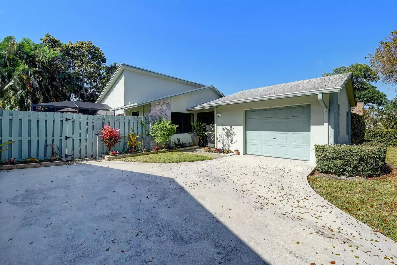 2492 NW 10th St Apartment for rent in Delray Beach, FL