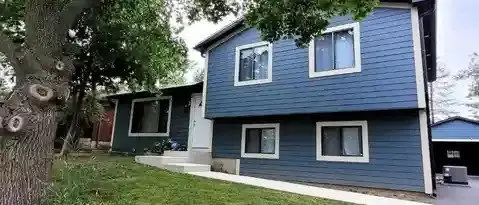 2112 Old Elm Rd Apartment for rent in Lindenhurst, IL