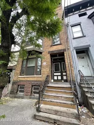 72 Grand St Apartment for rent in Alba, NY