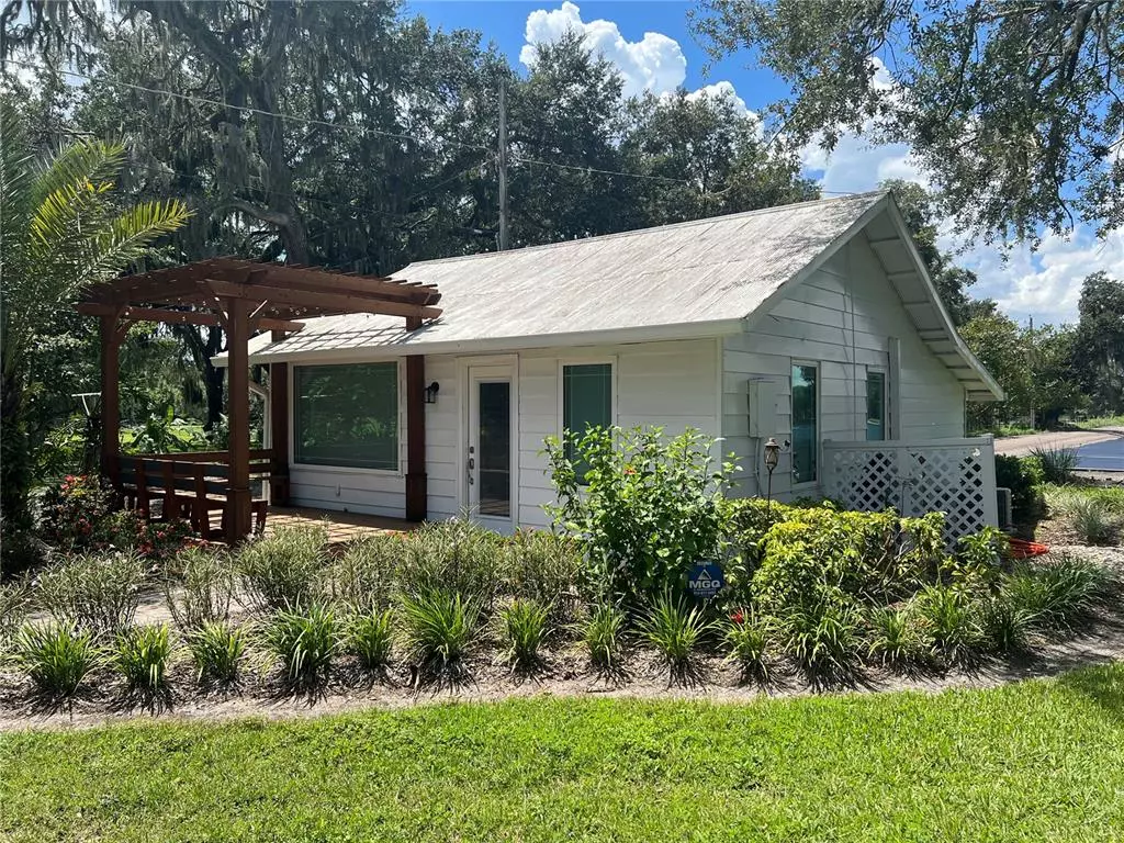 4156 Mcintosh Rd Apartment for rent in Dover, FL