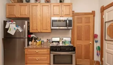3 of 21 2431 N Artesian Ave Apartment for rent in Chicago, IL