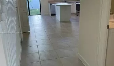 3 of 15 3431 W 112th Ter Apartment for rent in Hialeah, FL