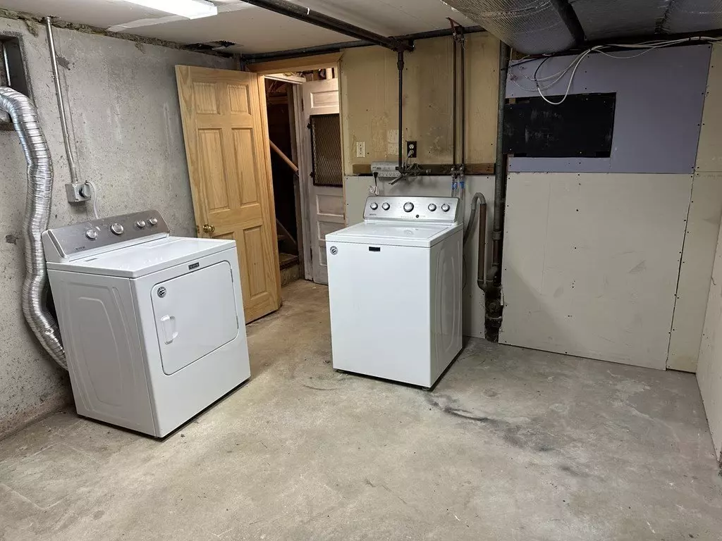 2 of 2 65 Walnut St Apartment for rent in Dedham, MA