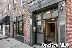 16 New St Apartment for rent in Hewlett, NY