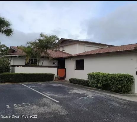 159 Queens Ct Apartment for rent in Satellite Beach, FL