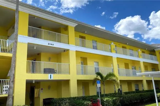 2140 Heron Lake Dr Apartment for rent in Punta Gorda, FL