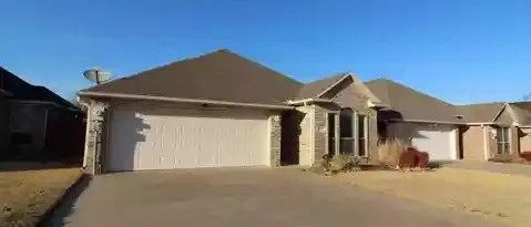 333 Blake Ln Apartment for rent in Midlothian, TX