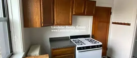 7228 N Greenview Ave Apartment for rent in Chicago, IL