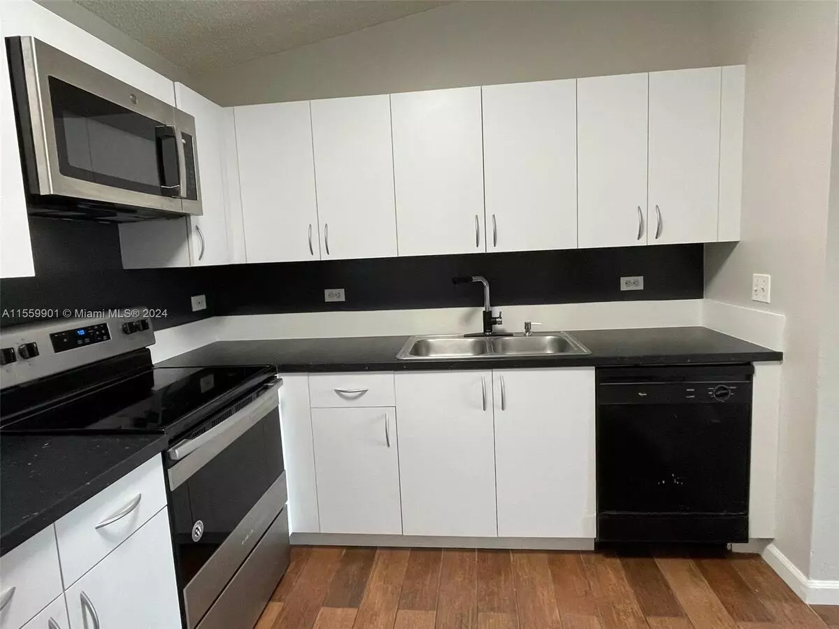3650 N 56th Ave Apartment for rent in Hollywood, FL