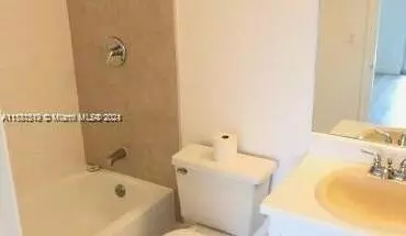 3 of 6 251 SW 134th Way Apartment for rent in Pembroke Pines, FL
