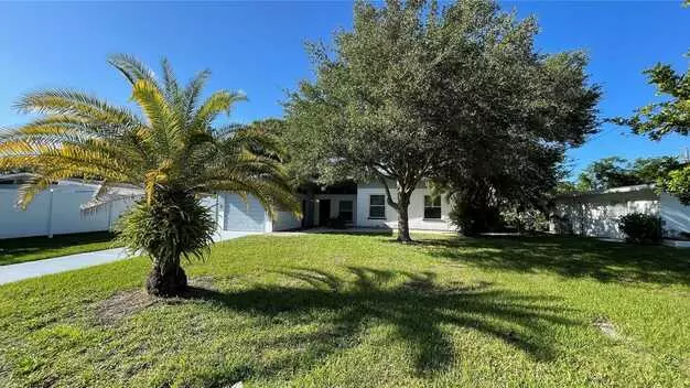 2832 Bay St Apartment for rent in Sarasota, FL
