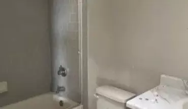 5 of 17 1932 S 46th Dr Apartment for rent in Yuma, AZ
