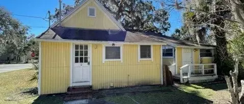 734 NE 3rd Ave Apartment for rent in Gainesville, FL