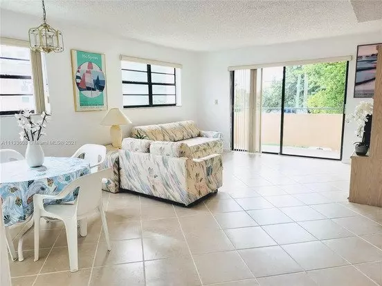 6880 Abbott Ave Apartment for rent in Miami Beach, FL