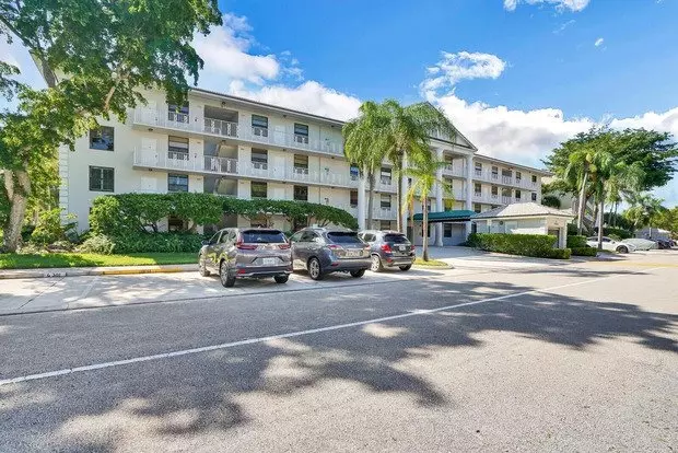 3636 Whitehall Dr Apartment for rent in West Palm Beach, FL