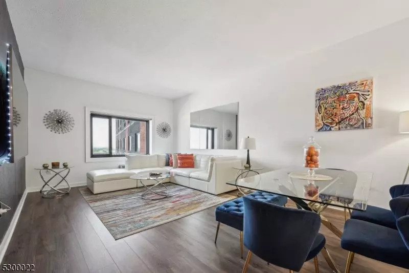 1 Carriage City Plz Apartment for rent in Rahway, NJ