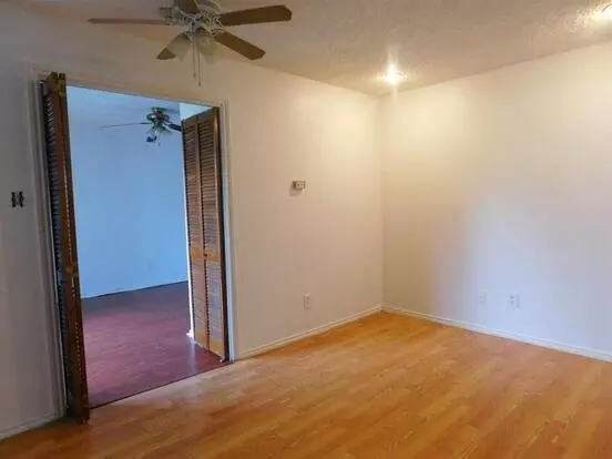 2309 Balsam Dr Apartment for rent in Arlington, TX