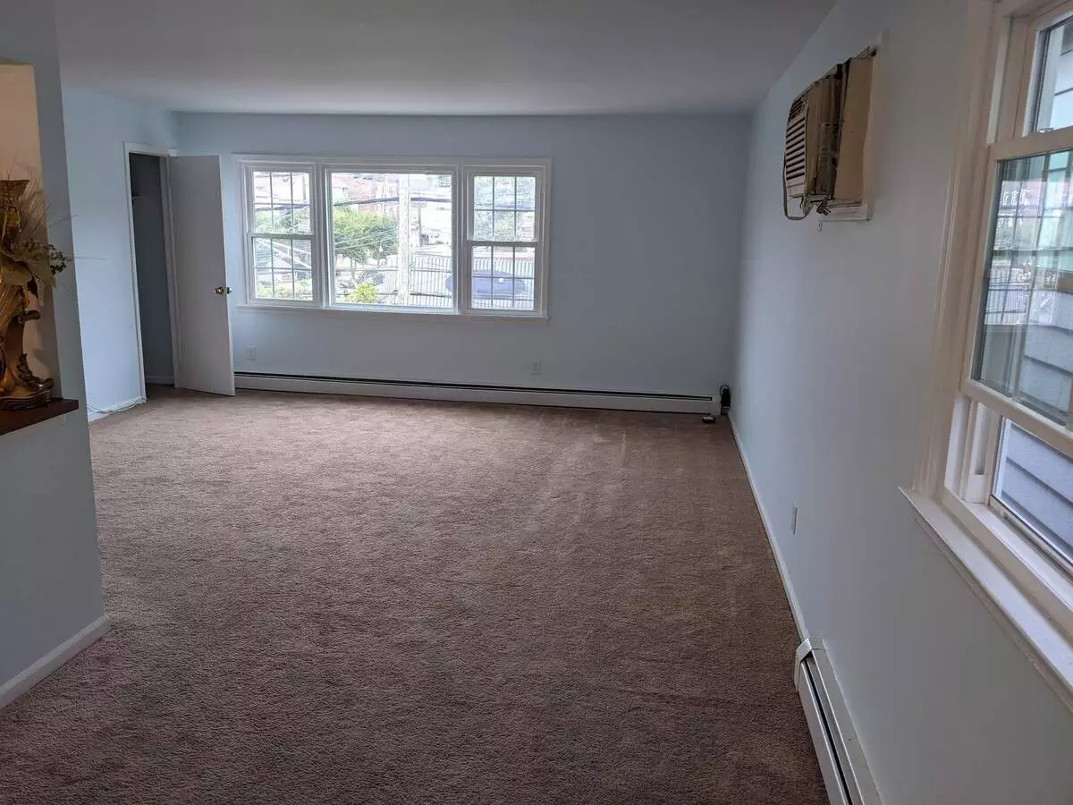 809 John F Kennedy Blvd Apartment for rent in Bayonne, NJ